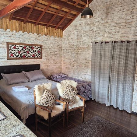 Chale Villa Magrini Monte Verde  Exterior photo